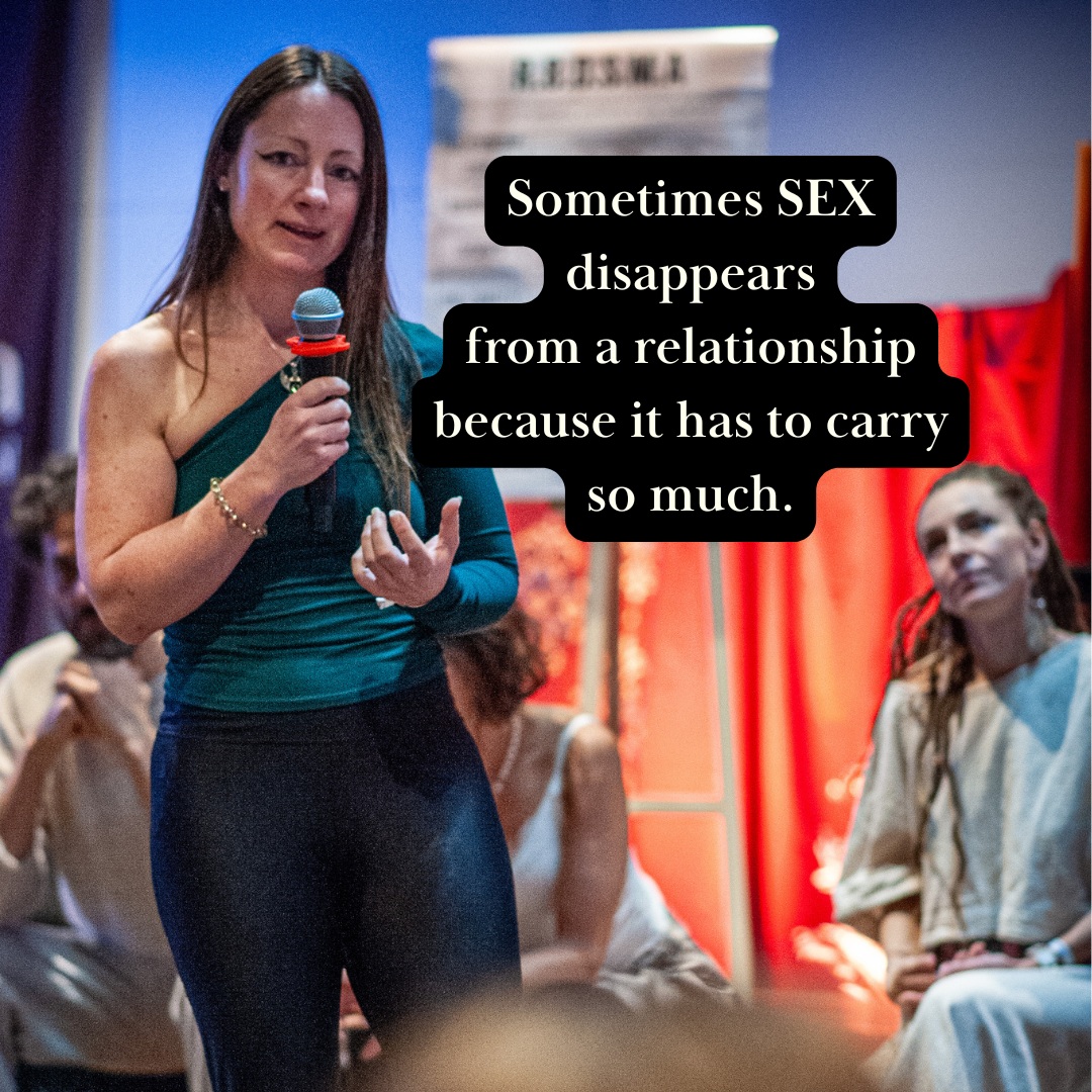 THIS THEME KEEPS COMING UP FOR ME.
In couples sessions. In conversations. In what people share with me about their relationships.

Sex, supposedly “the most beautiful thing in the world,” can become incredibly difficult over time.

One person wants more of it. The other feels more and more pressure. And at some point, both are struggling with something that once meant pleasure, connection and aliveness.

For me, the question isn’t only:
Why aren’t we having sex anymore?

It’s also:
What dynamic has developed between us? And what lies underneath it?

Because we bring so much into our relationships and our sexuality:
Our attachment patterns, past relationship experiences, our relationship with closeness, boundaries and desire. What our bodies have learned. Sometimes even something much older than we are.
To me, sexuality is a microcosm of the macrocosm.
Patterns that reach far beyond sex often become concentrated within it.

Sex can suddenly be expected to prove that we’re desired. That we matter. That the relationship is safe.
And when that happens, a No carries much more weight too.

One person reaches harder for connection.
The other feels more expectation.
The body contracts.
Desire has less room to breathe.

WE CREATE THIS DYNAMIC TOGETHER, often without even realizing it. 🫣
And that’s also where the possibility for change begins.
When we understand what we’re creating together, we can begin to create something different.

Different forms and nuances of closeness and intimacy.
More freedom for a genuine Yes and No, and the capacity to hold both.
More space for Eros that doesn’t have to prove anything. 🔥

THIS IS EXACTLY WHERE MY WORK WITH COUPLES BEGINS.
We work with the deeper dynamics within your relationship field and everything you both bring into it: attachment & nervous system, body & sexuality, conditioning & past relationship experiences, as well as the frequency of the field you create together.

👉 You can find more about my work with couples through the link in my bio.

 #sacredintimacy #relationshipdynamics #couplestherapy #embodiedrelationship